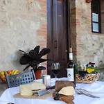 Farmház Borgo Santinovo *