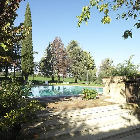 Farm stay Borgo Santinovo